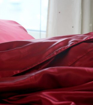 4 piece duvet cover fitted silk bedding set silk bedding sets red silk sheet