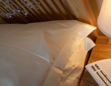 silk pillow case